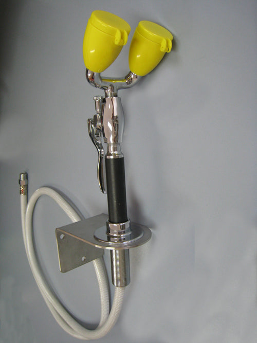SE927 Combination Aerated Eyewash & Drench Hose Bench Mounted